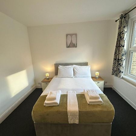 Cambridge Central Rooms - Tas Accommodations Exterior foto