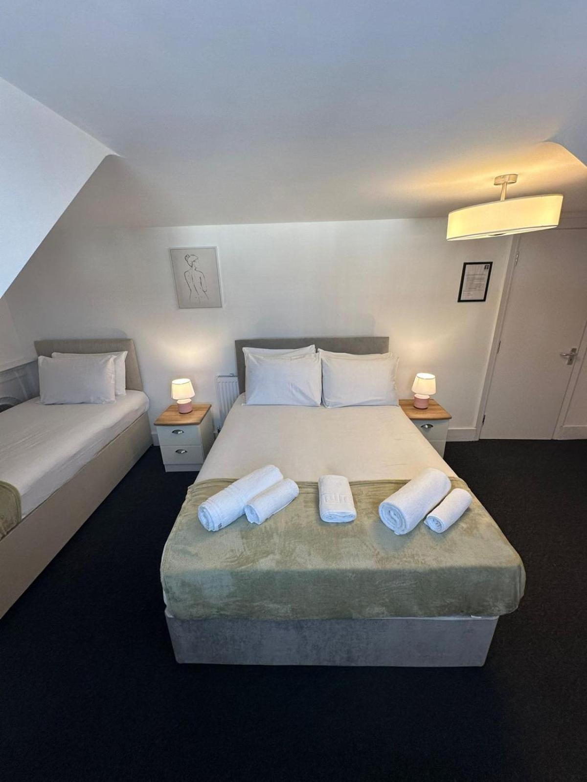 Cambridge Central Rooms - Tas Accommodations Exterior foto